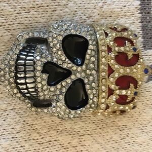 SKULL belt buckle…